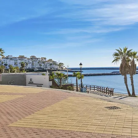 Apartment De 2 En Playas Del Duque Marbella